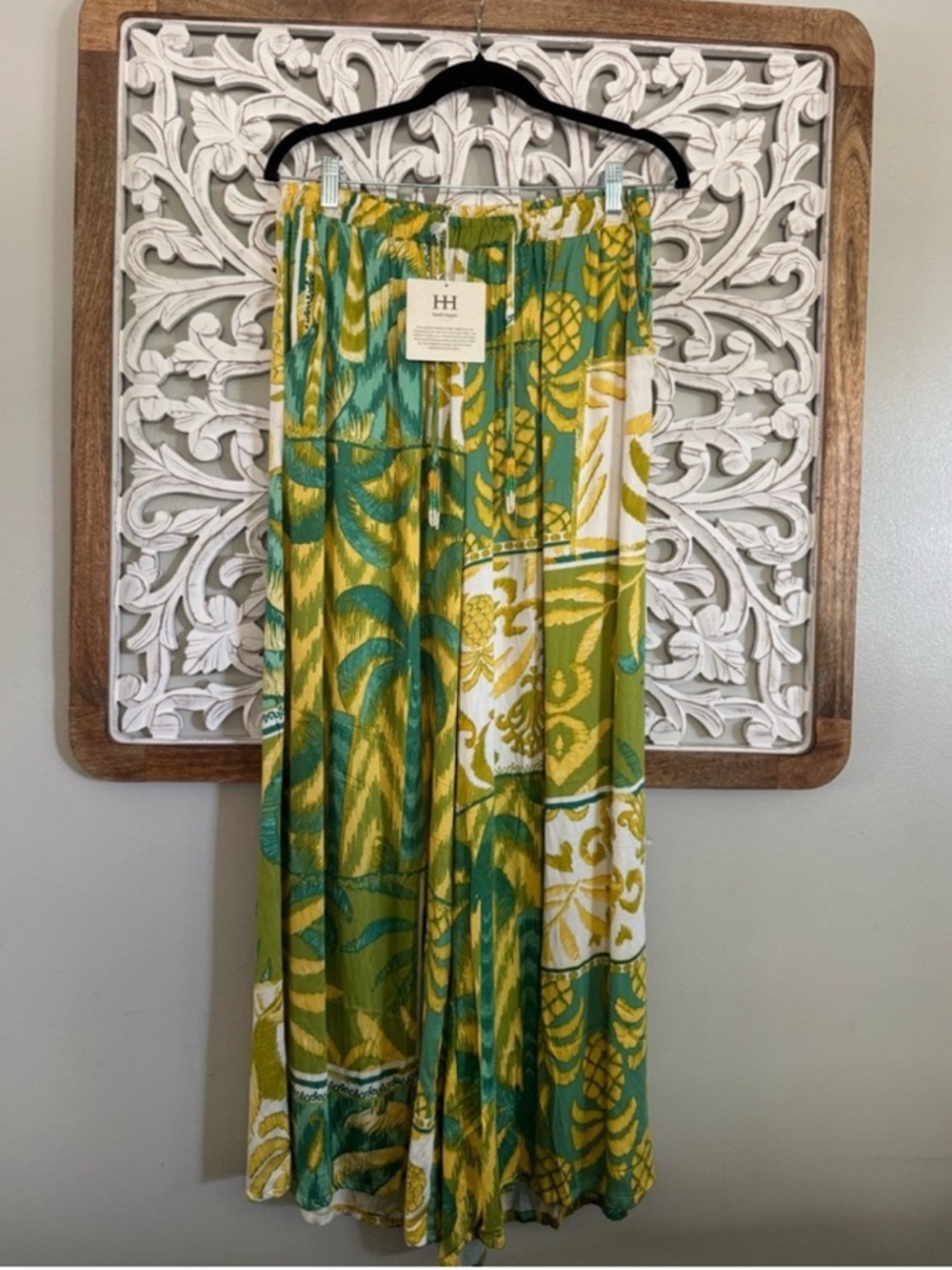 NWT Haute Hippie Wide Leg Pants 🌴 Tropical Resort Luxe | Flowing Statement Pants - Picture 2 of 4